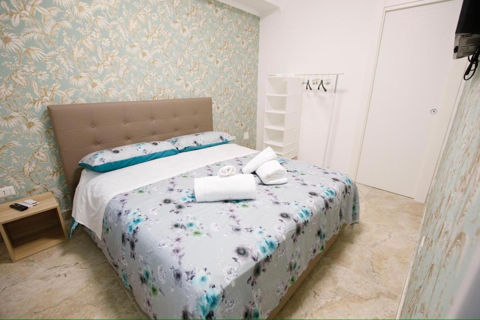 B&B Le Stanze Di Aurora Napels Buitenkant foto