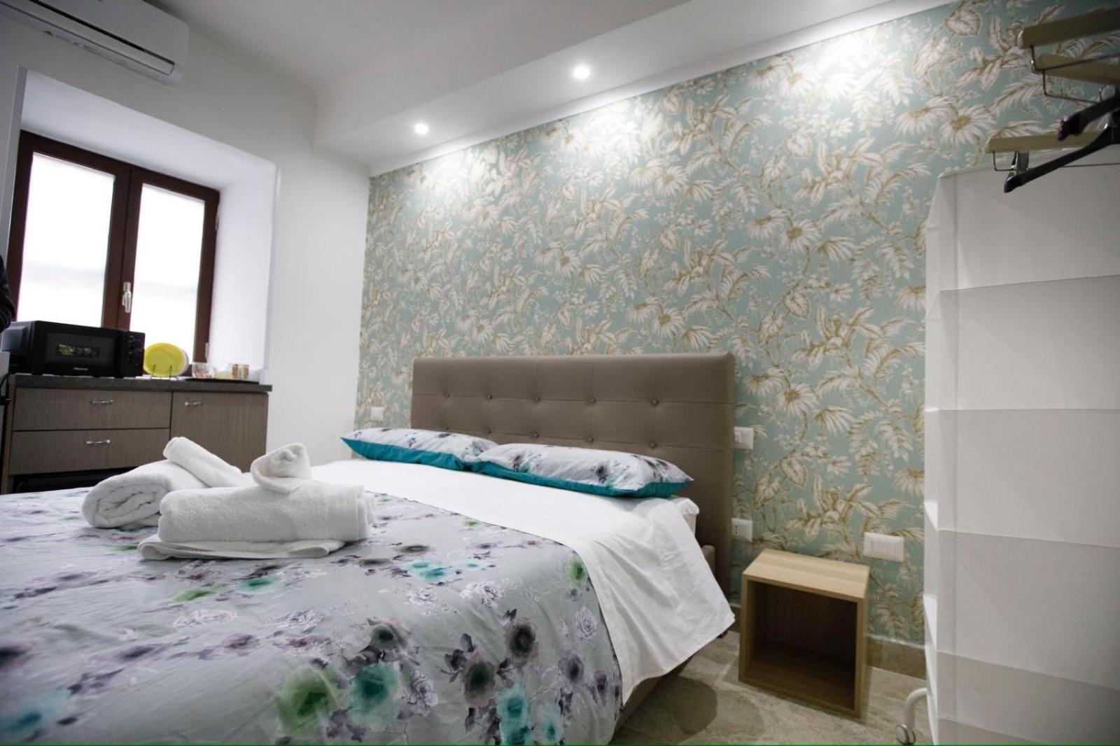 B&B Le Stanze Di Aurora Napels Buitenkant foto